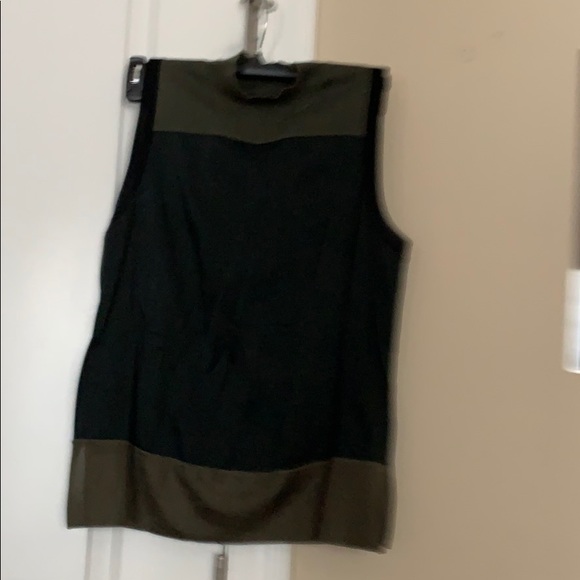 Tunic - Picture 1 of 1